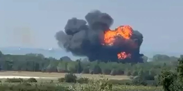 Yalova’da Askeri Uçak Düştü, Pilot Fırlatma Koltuğu Sayesinde Sağ Kurtuldu